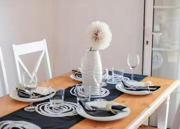 Precioso Bon Repos 9 Apartment